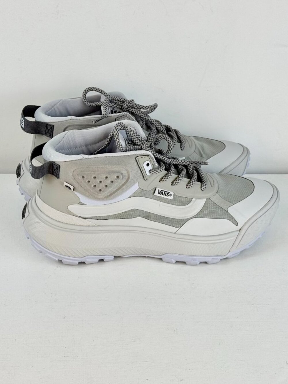 M6, W7.5 - Vans MTE Crosspath Mid Water Repellent Sneaker/Boots -Drizzle